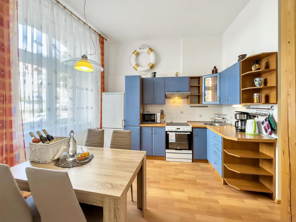 Laura'S Apartment 카를로비바리 외부 사진
