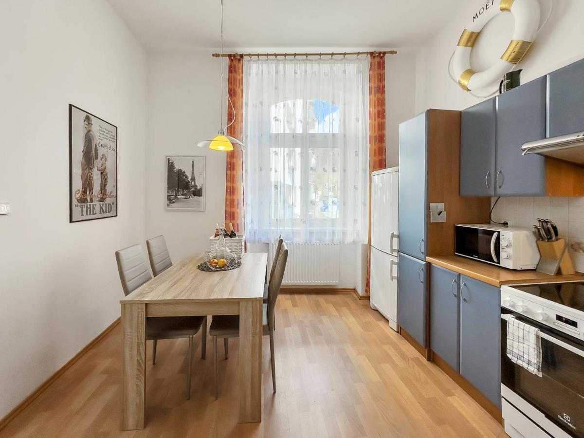 Laura'S Apartment 카를로비바리 외부 사진
